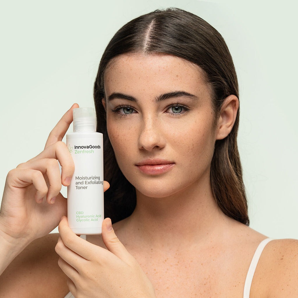 Feuchtigkeitsspendendes gesichtswasser mit peeling-effekt