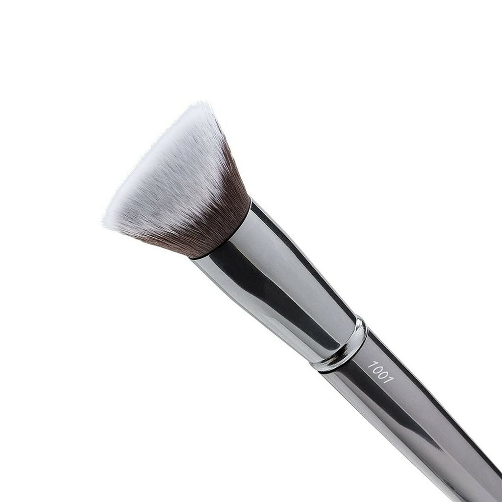 Pinsel für make-up-grundierung maiko luxury grey präzision